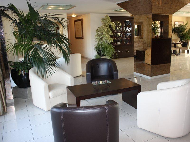 Adonis Excellior Grand Geneve Aparthotel Veigy-Foncenex Exteriör bild