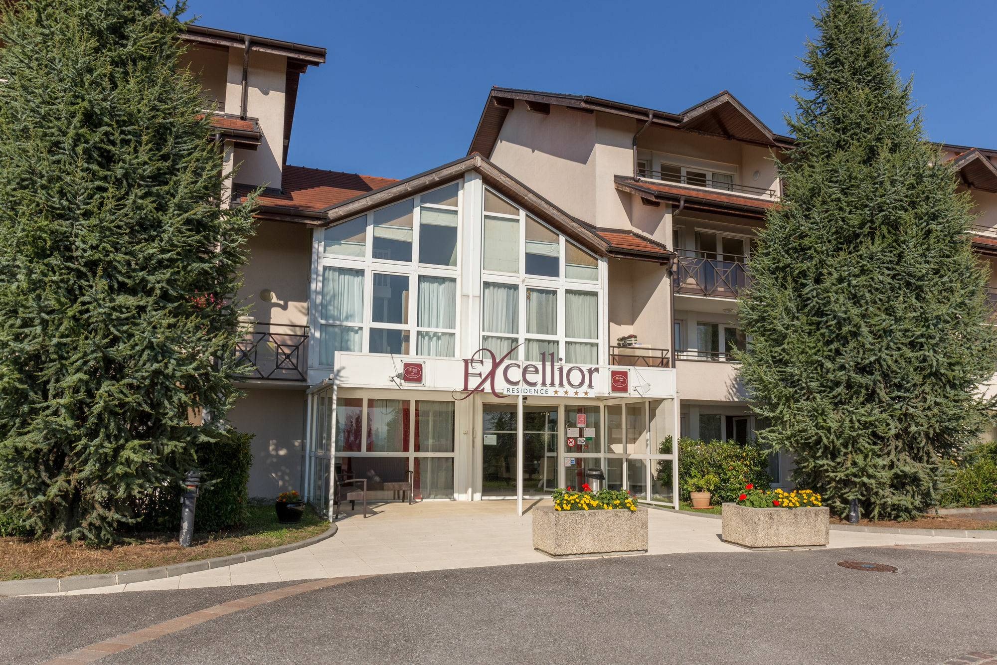 Adonis Excellior Grand Geneve Aparthotel Veigy-Foncenex Exteriör bild